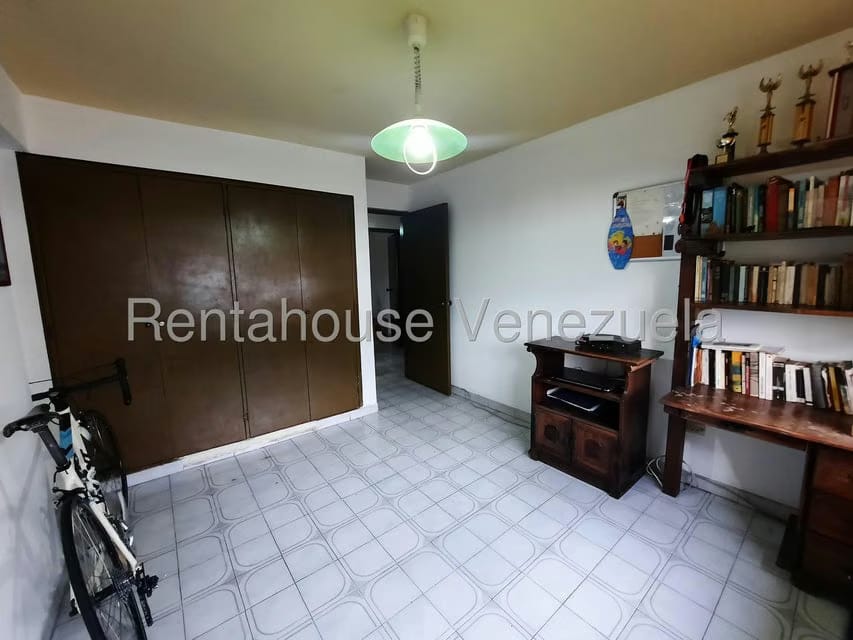 Apartamento (Duplex) en Venta en Colinas de Quinta Altamira, Distrito Metropolitano - 25