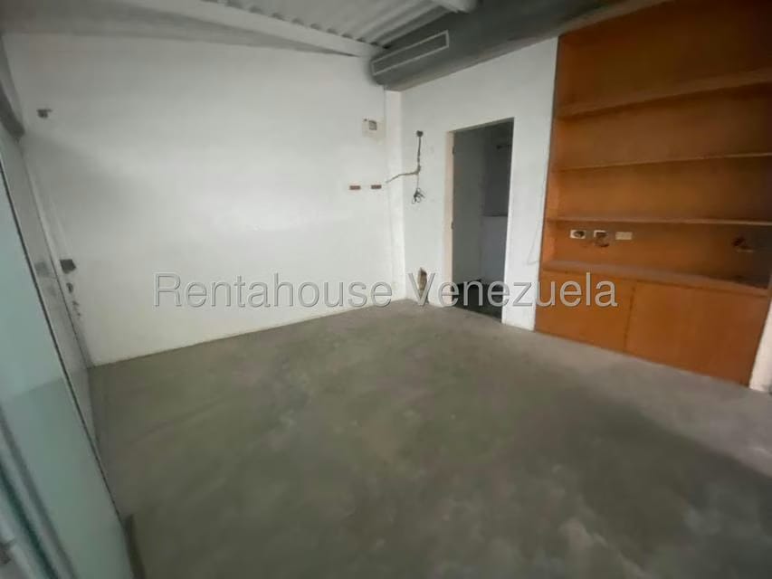Casa (1 Nivel) en Venta en La Florida, Distrito Metropolitano - 13