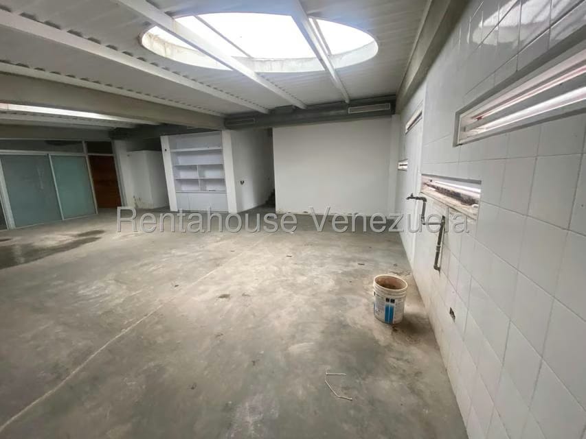 Casa (1 Nivel) en Venta en La Florida, Distrito Metropolitano - 5