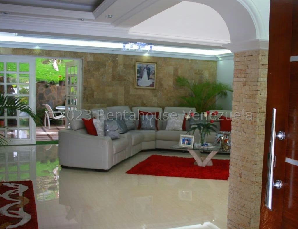 CASA EN VENTA SELENE MARIN – MLS#24-944 - 2