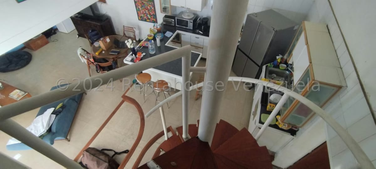 Casa (Multipes Niveles) en Venta en La Floresta, Distrito Metropolitano - 35