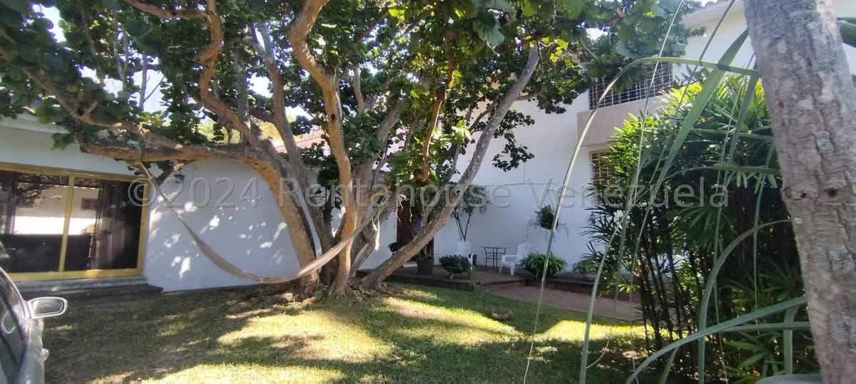 Casa (Multipes Niveles) en Venta en La Floresta, Distrito Metropolitano - 9