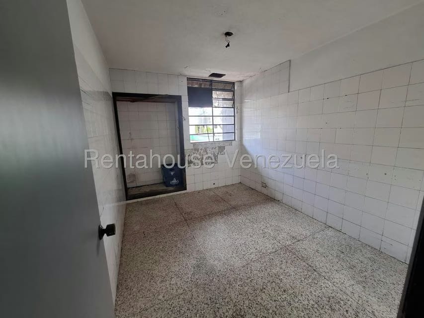 Casa (Duplex) en Alquiler en Chuao, Distrito Metropolitano - 12