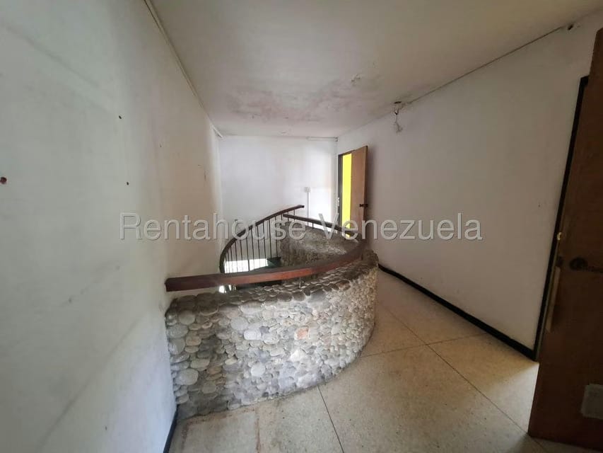 Casa (Duplex) en Alquiler en Chuao, Distrito Metropolitano - 5