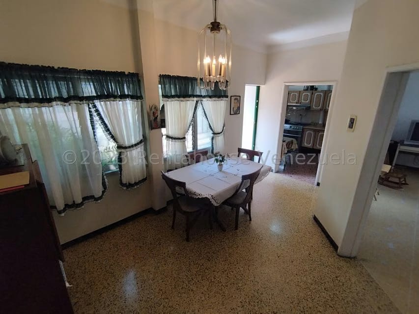 Casa (Duplex) en Venta en San Bernardino, Distrito Metropolitano - 17