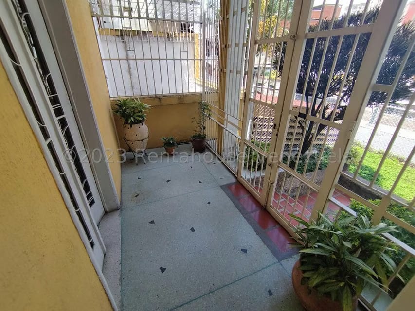 Casa (Duplex) en Venta en San Bernardino, Distrito Metropolitano - 3