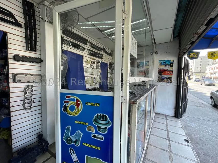 Negocios y Empresas (Automotores) en Venta en Avenida Ayacucho, Aragua - 9