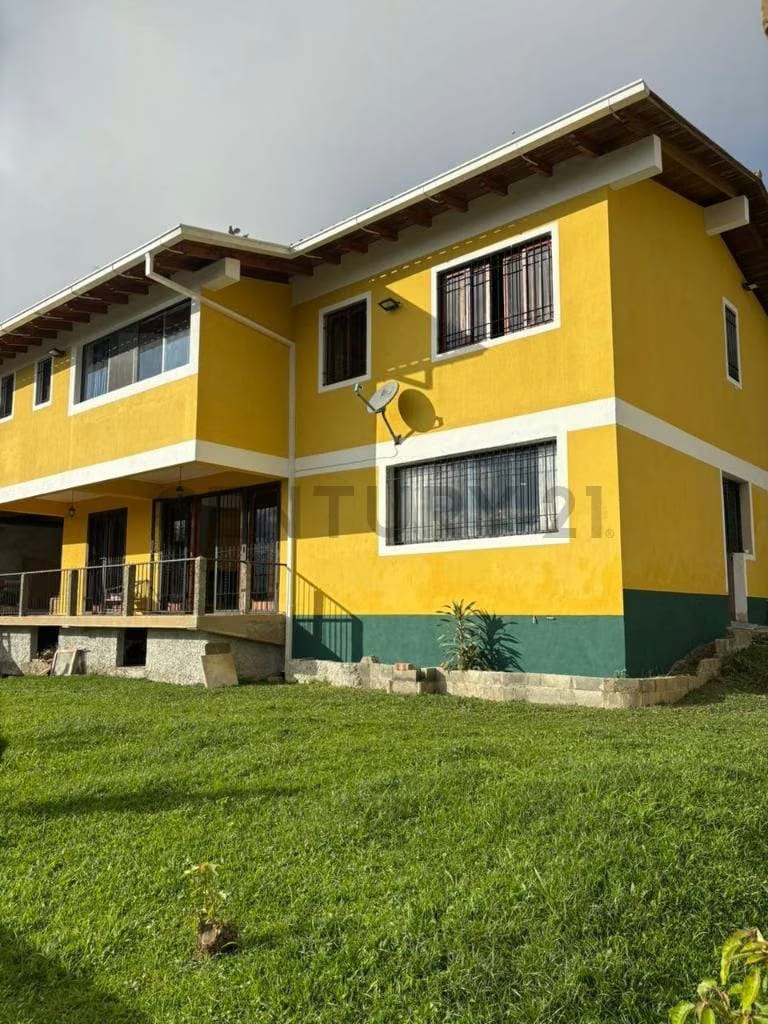 VENTA CASA EN LA URB. LA MORITA EN SAN ANTONIO DE LOS ALTOS - 2