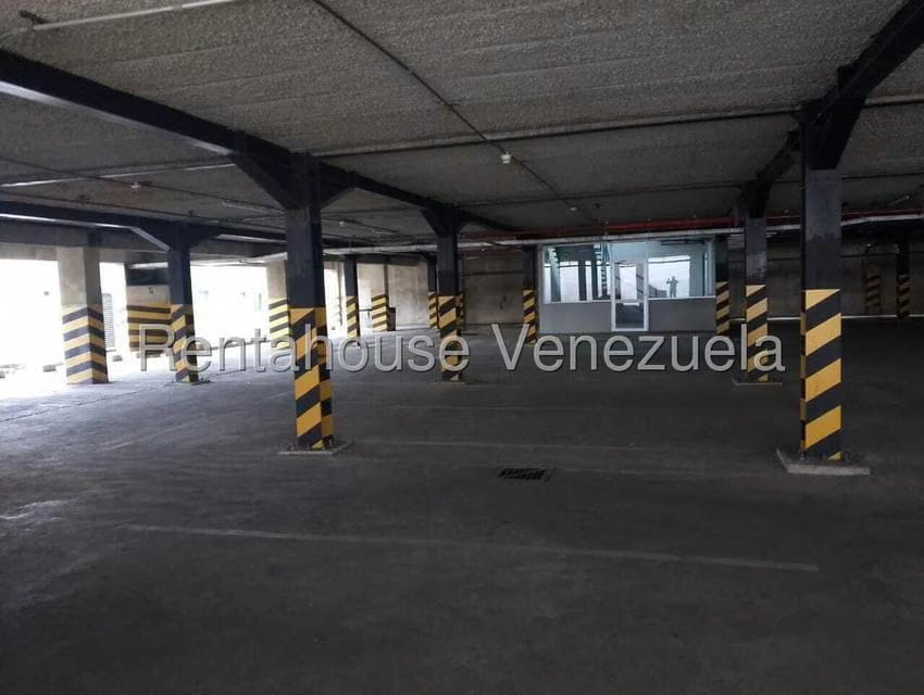 Comercial (Local Comercial) en Alquiler en Ave Intercomunal, Lara - 16