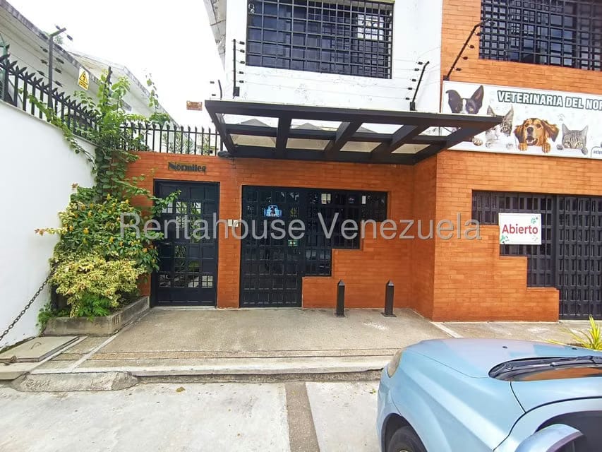 Casa (Duplex) en Venta en El Recreo, Distrito Metropolitano - 2