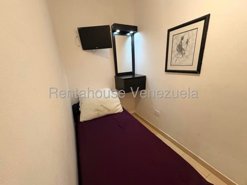 Townhouse (Multiples Niveles) en Venta en Doral Norte, Zulia - 32