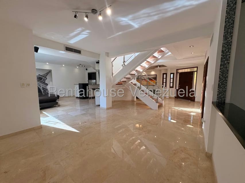 Townhouse (Multiples Niveles) en Venta en Doral Norte, Zulia - 34