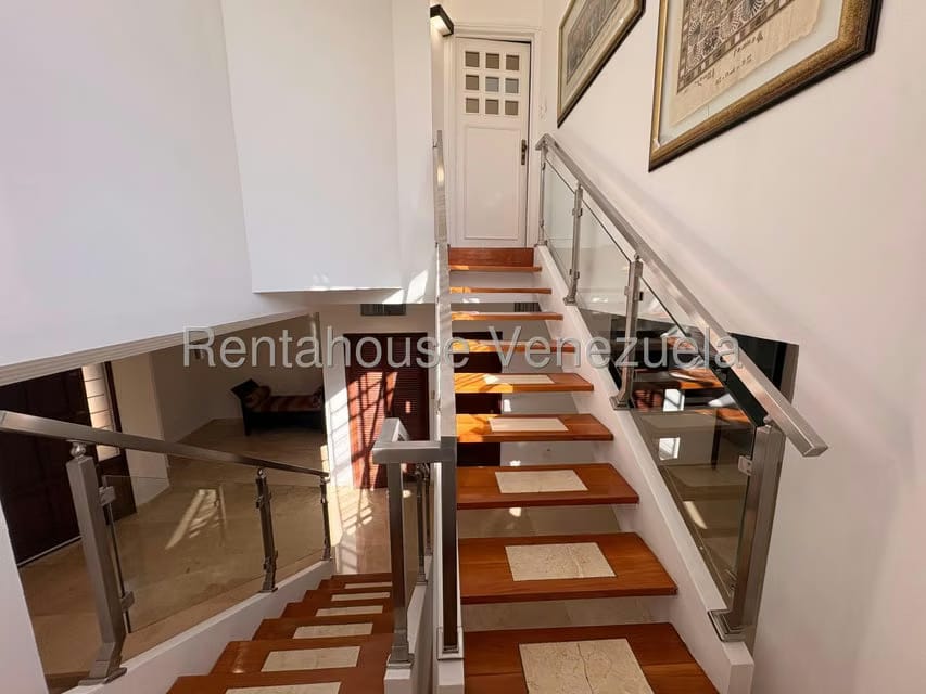 Townhouse (Multiples Niveles) en Venta en Doral Norte, Zulia - 35