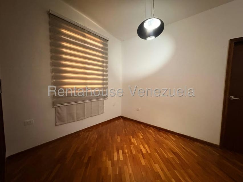 Townhouse (Multiples Niveles) en Venta en Doral Norte, Zulia - 62