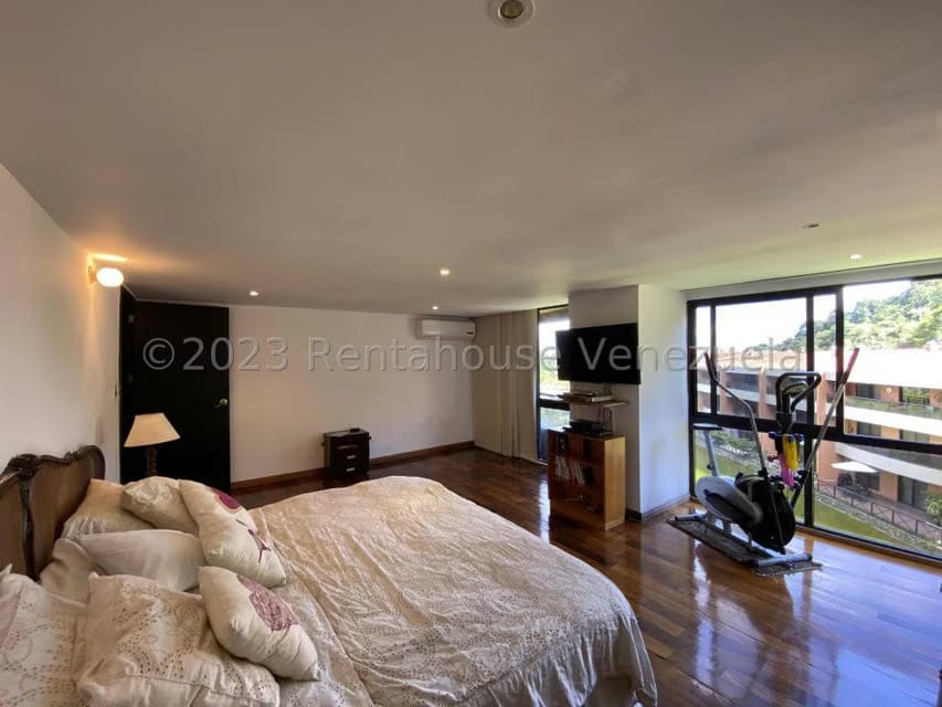 Apartamento (1 Nivel) en Alquiler en La Lagunita Country Club, Distrito Metropolitano - 35