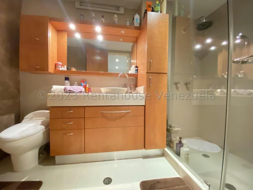 Apartamento (1 Nivel) en Alquiler en La Lagunita Country Club, Distrito Metropolitano - 46