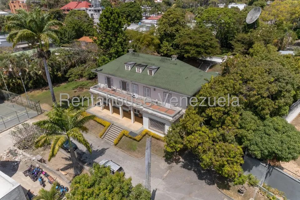 Casa (Duplex) en Venta en Country Club, Distrito Metropolitano - 3