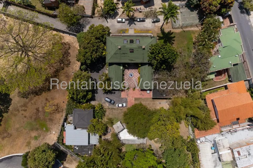 Casa (Duplex) en Venta en Country Club, Distrito Metropolitano - 9