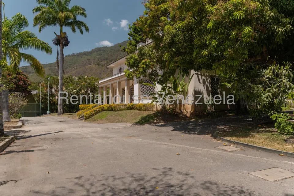 Casa (Duplex) en Venta en Country Club, Distrito Metropolitano - 10