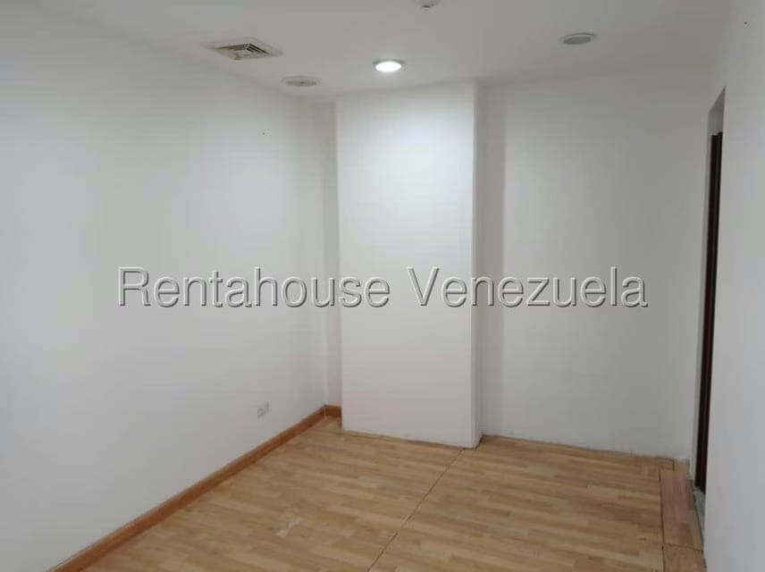 Comercial (Local Comercial) en Venta en Municipio Carrizal, Miranda - 18