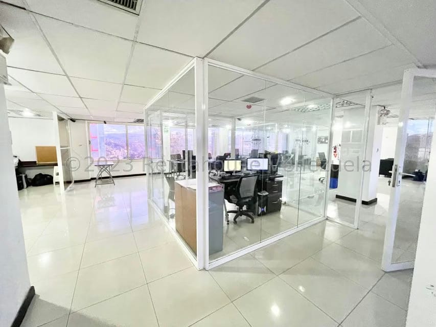 Comercial (Local Comercial) en Venta en Del Este, Lara - 24