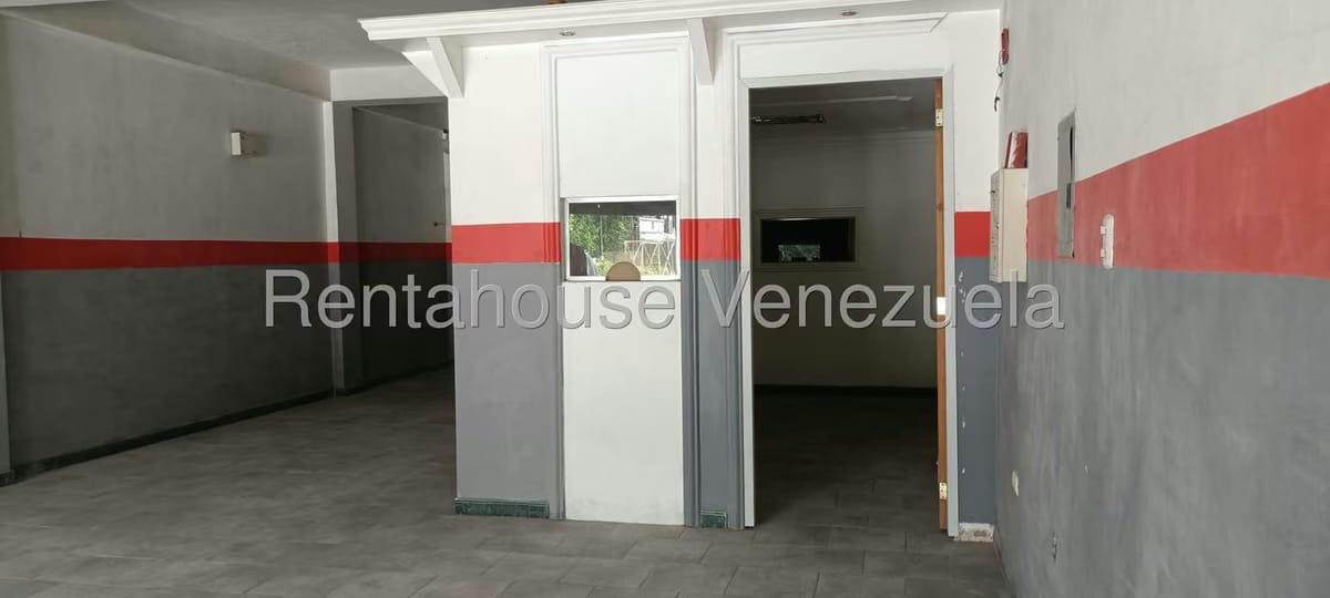 Comercial (Local Comercial) en Alquiler en Sector Sucua, Miranda - 29