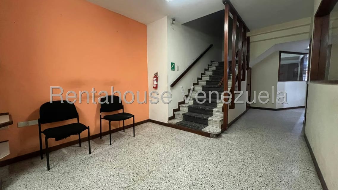 Comercial (Edificio) en Alquiler en Las Mercedes, Zulia - 14