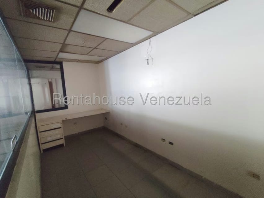 Comercial (Local Comercial) en Venta en Centro, Zulia - 13