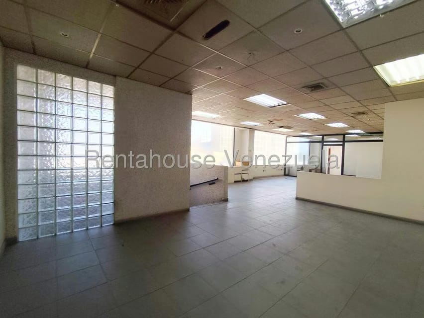 Comercial (Local Comercial) en Venta en Centro, Zulia - 26
