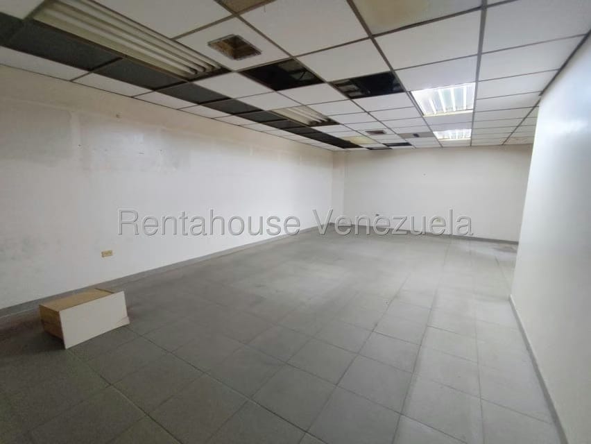 Comercial (Local Comercial) en Venta en Centro, Zulia - 51