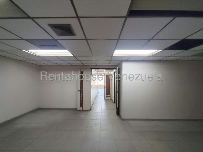 Comercial (Local Comercial) en Venta en Centro, Zulia - 52