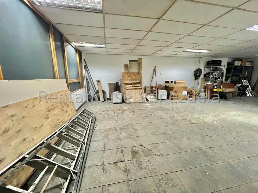 Comercial (Local Comercial) en Venta en Parroquia Santa Rosalia, Distrito Metropolitano - 11