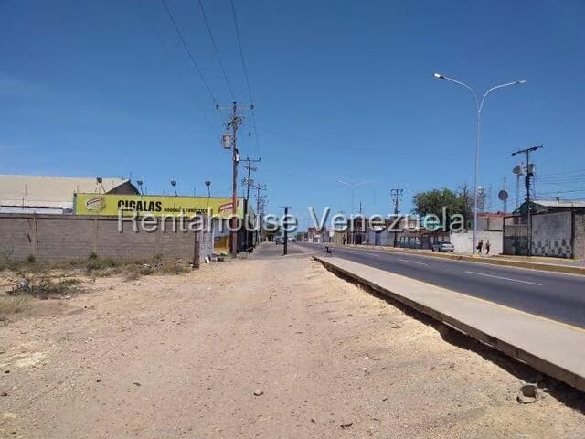 Terreno (Comercial) en Venta en Caja de Agua, Falcon - 2