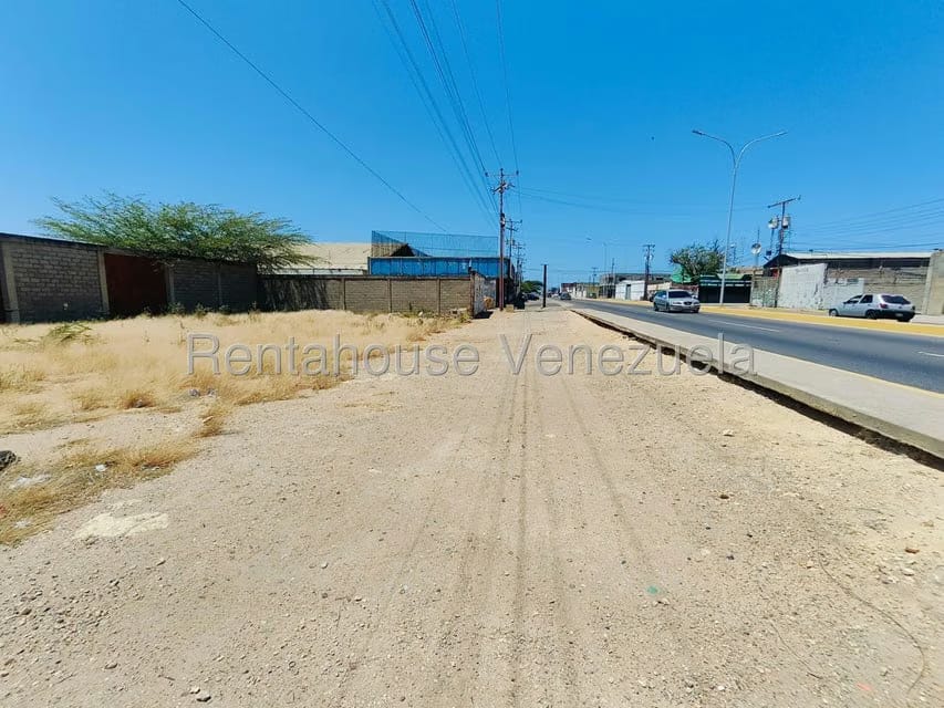 Terreno (Comercial) en Venta en Caja de Agua, Falcon - 16