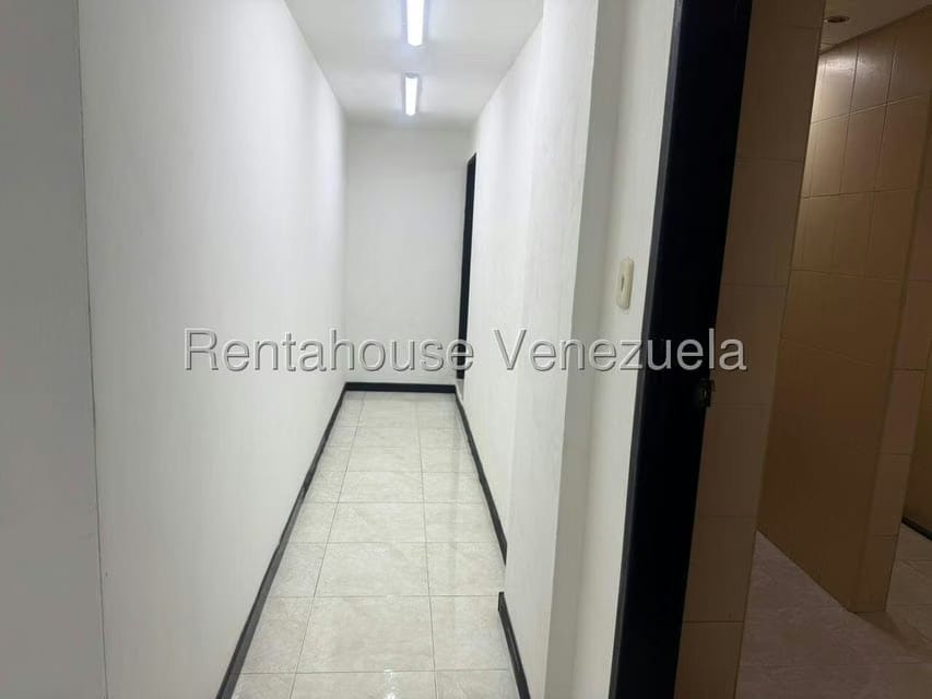 Comercial (Local Comercial) en Alquiler en Del Este, Lara - 19