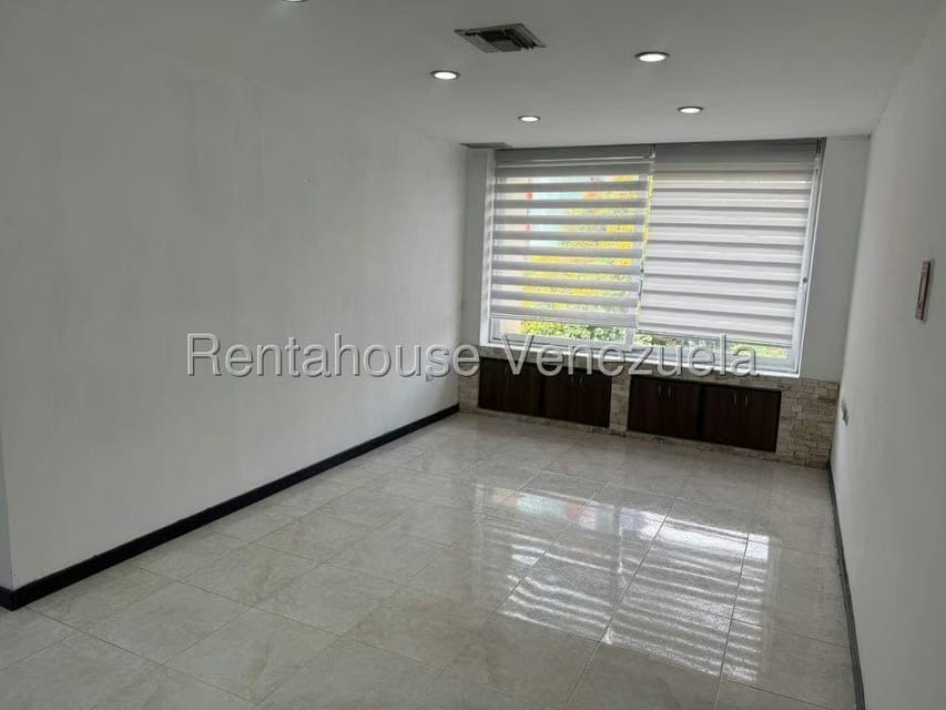 Comercial (Local Comercial) en Alquiler en Del Este, Lara - 4