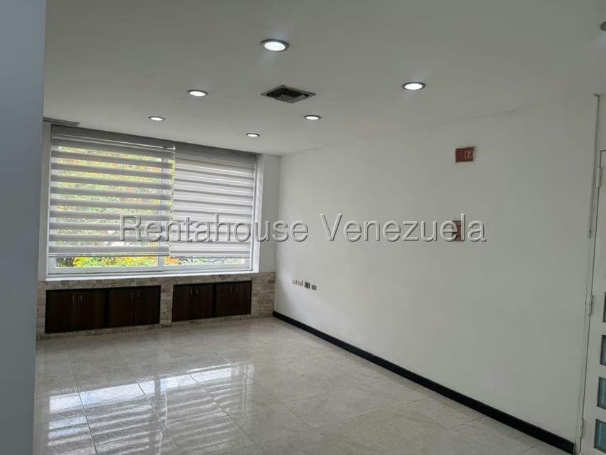 Comercial (Local Comercial) en Alquiler en Del Este, Lara - 6