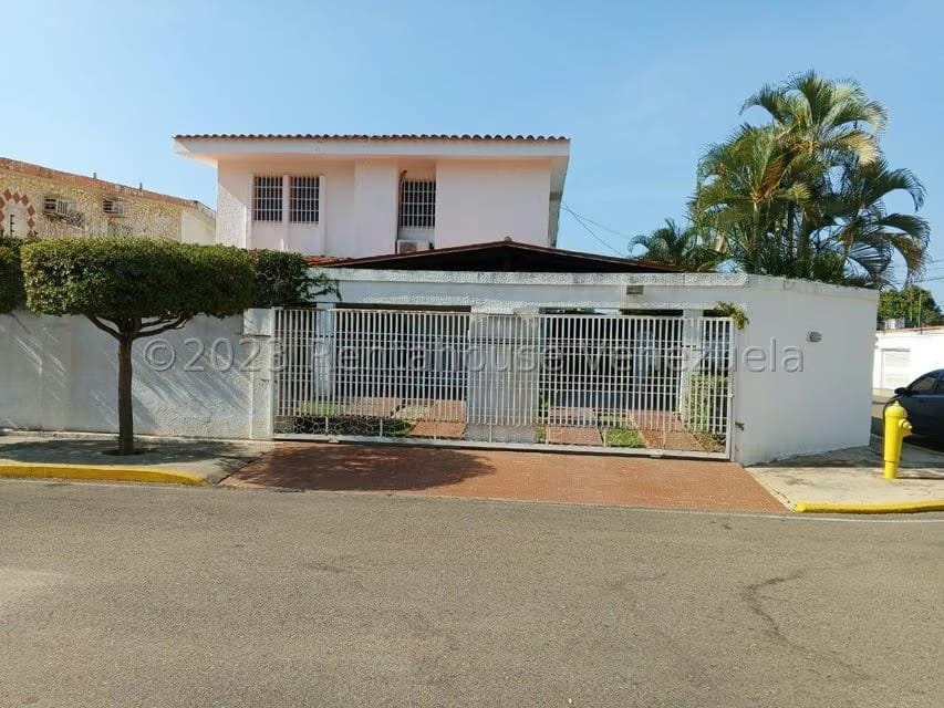 24-6653 venta de Casa en urb Maracaibo…