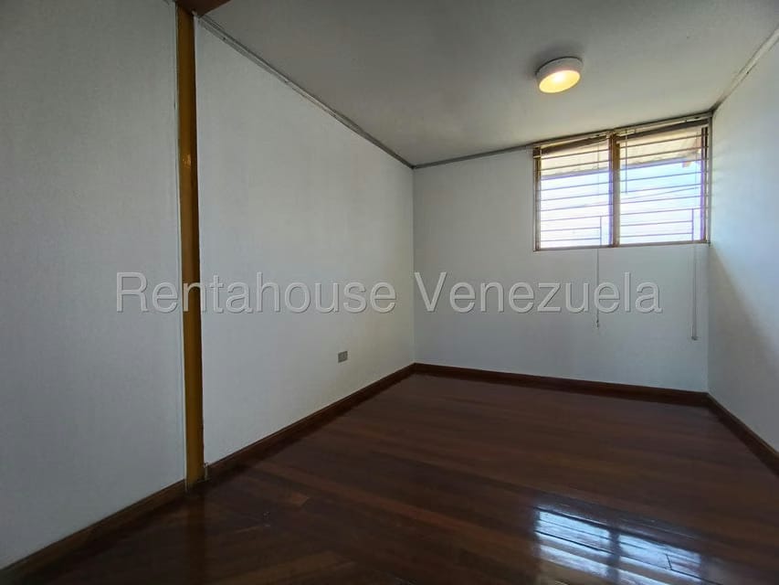 Casa (Duplex) en Venta en Municipio Jimenez, Lara - 16
