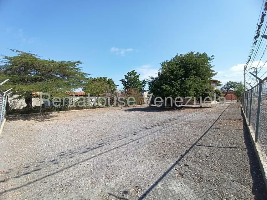 Casa (Duplex) en Venta en Municipio Jimenez, Lara - 42