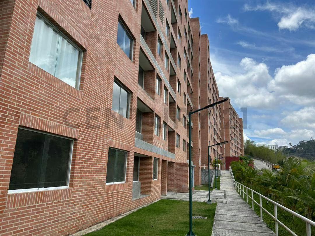 Apartamento en venta en Los Naranjos Caracas Venezuela - 2