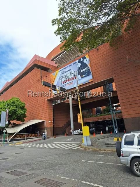 Comercial (Local Comercial) en Alquiler en La Castellana, Distrito Metropolitano - 20