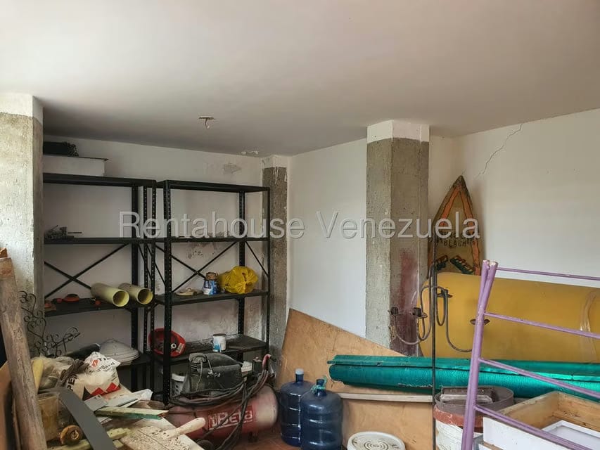 Casa (1 Nivel) en Venta en Prados del Este, Distrito Metropolitano - 102