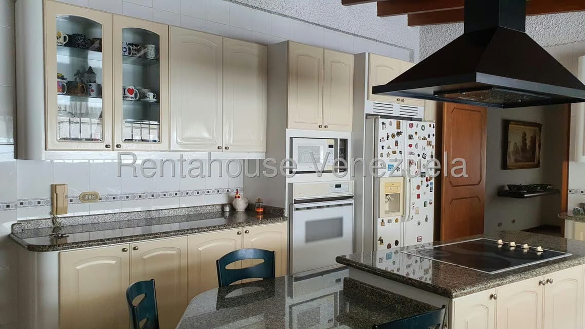 Casa (1 Nivel) en Venta en Prados del Este, Distrito Metropolitano - 19