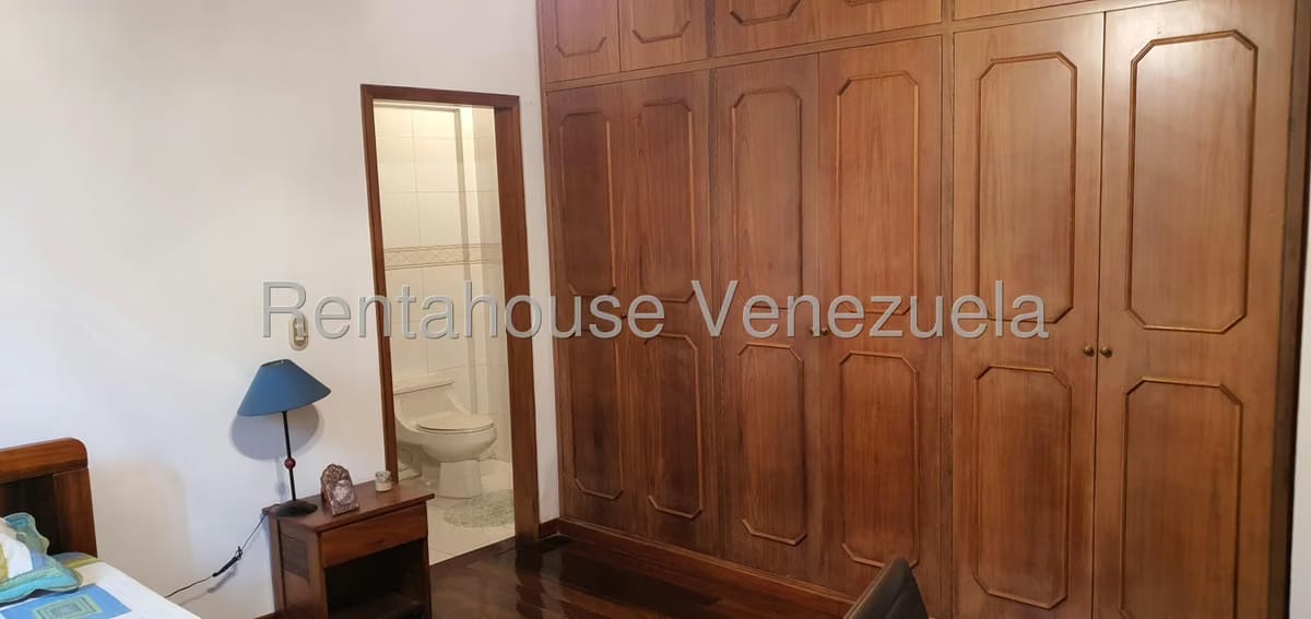 Casa (1 Nivel) en Venta en Prados del Este, Distrito Metropolitano - 45