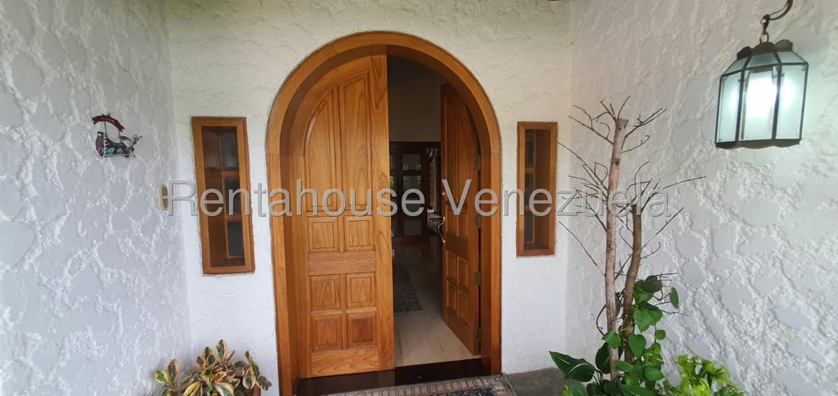 Casa (1 Nivel) en Venta en Prados del Este, Distrito Metropolitano - 6