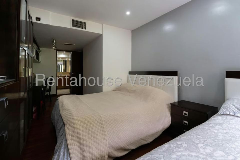Apartamento (1 Nivel) en Venta en Sebucan, Distrito Metropolitano - 32