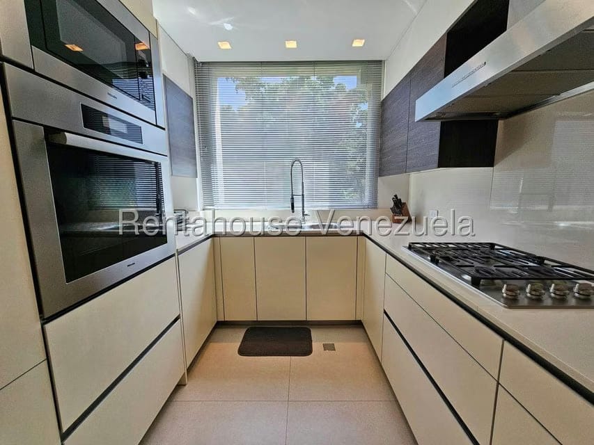 Apartamento (1 Nivel) en Venta en La Castellana, Distrito Metropolitano - 25
