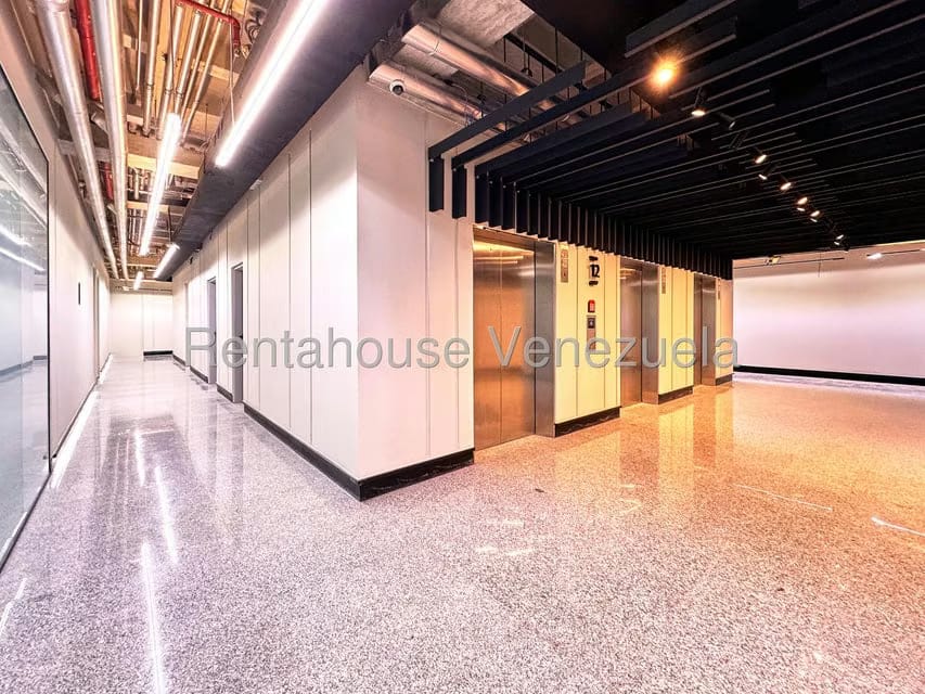Comercial (Oficina) en Venta en Las Mercedes, Distrito Metropolitano - 3