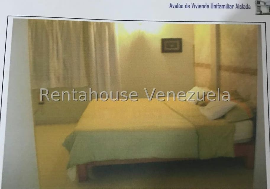 Casa (Duplex) en Venta en El Otro Lado, Trujillo - 13